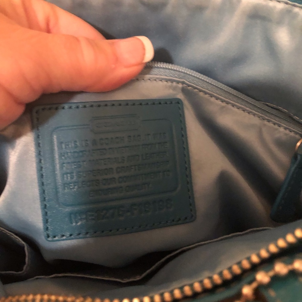 Coach purse - Picture 4 of 6